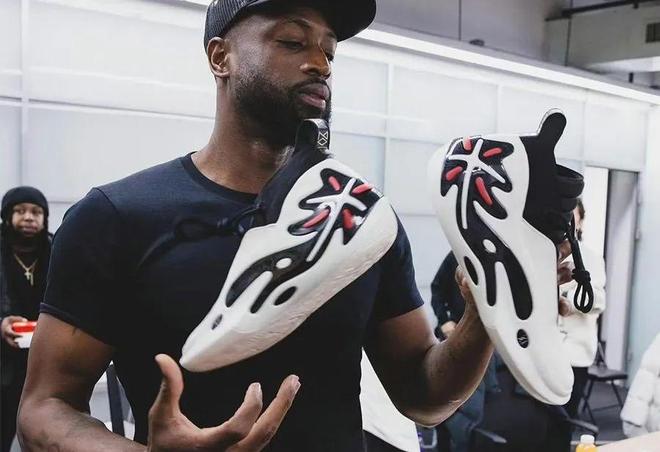 巴萨和毕包晚入场，世体：若再犯西足协将罚款两队并禁赛主帅（巴萨与毕包入场迟到，世体：再犯西足协将罚款并停赛主帅）