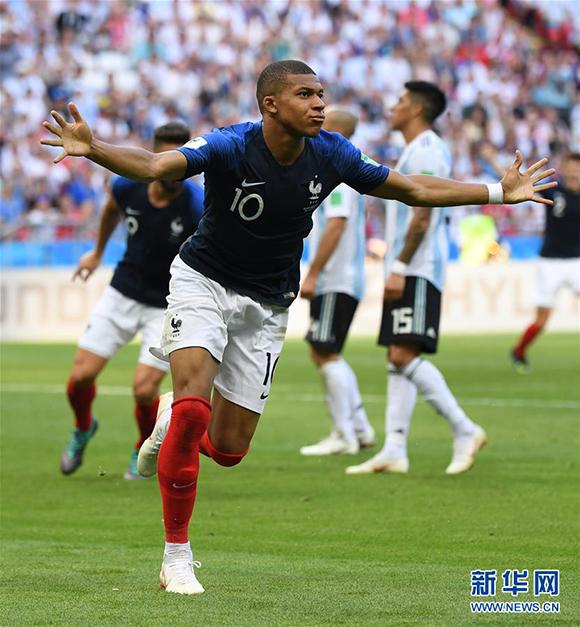 国际足联2026世界杯将引入中场采访环节（FIFA宣布2026年世界杯增设中场采访环节）